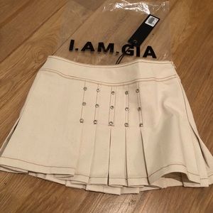 I am Gia skirt